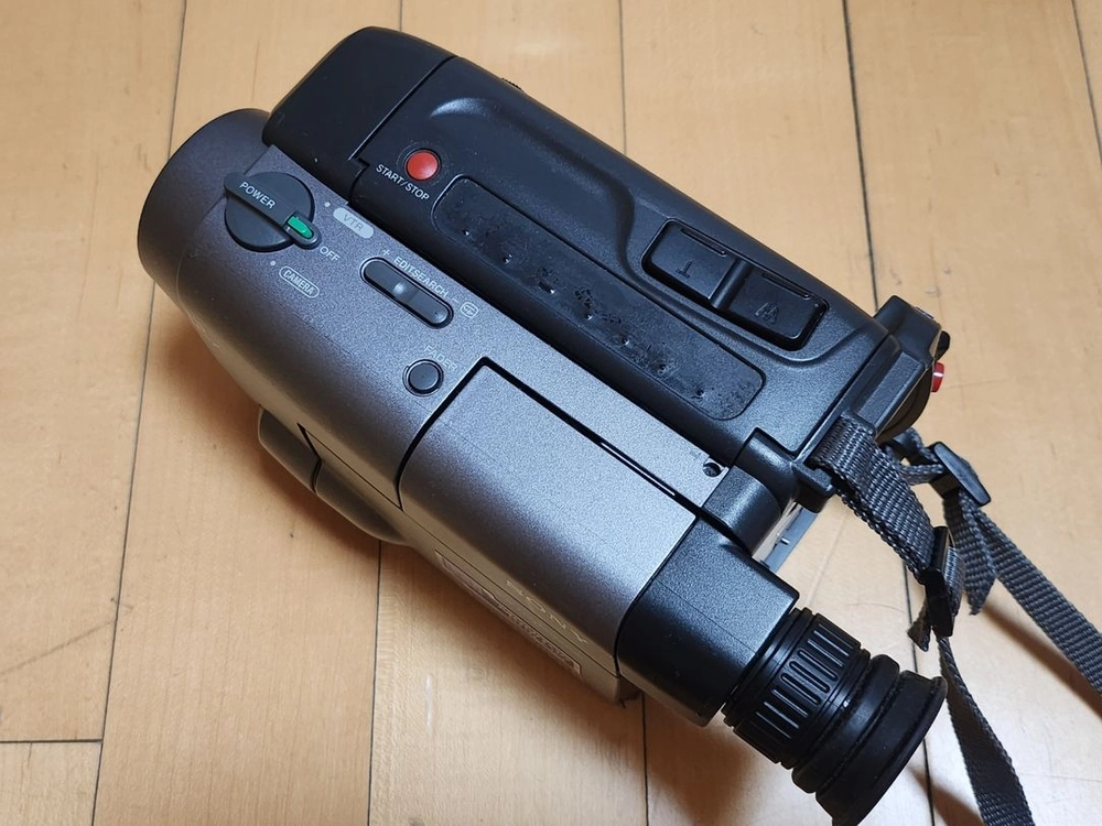 SONY 소니 CCD-TRV30 8mm 디지털 캠코더 카메라 핸디캠 이미지