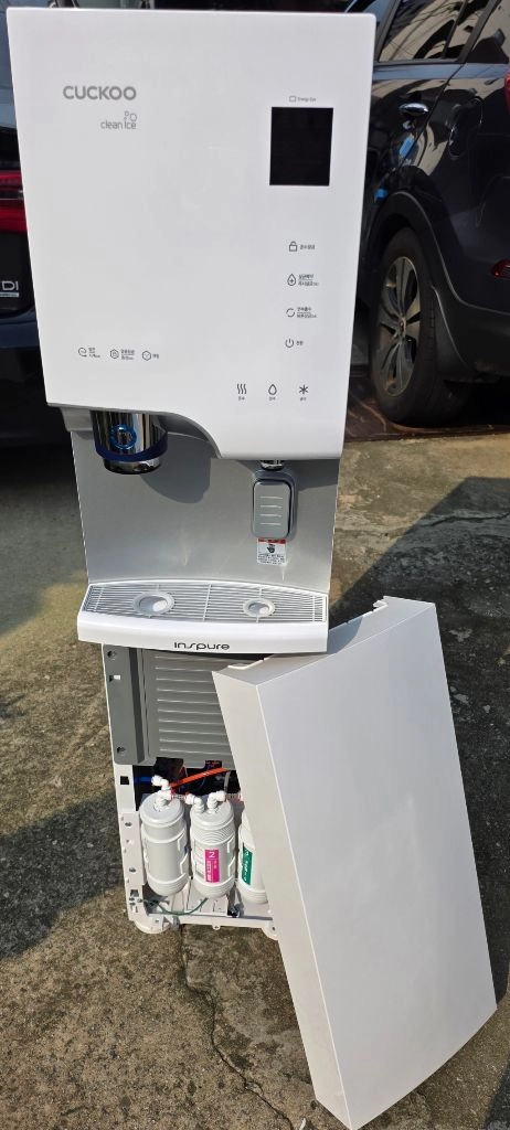 얼음정수기 냉온정수기 이미지