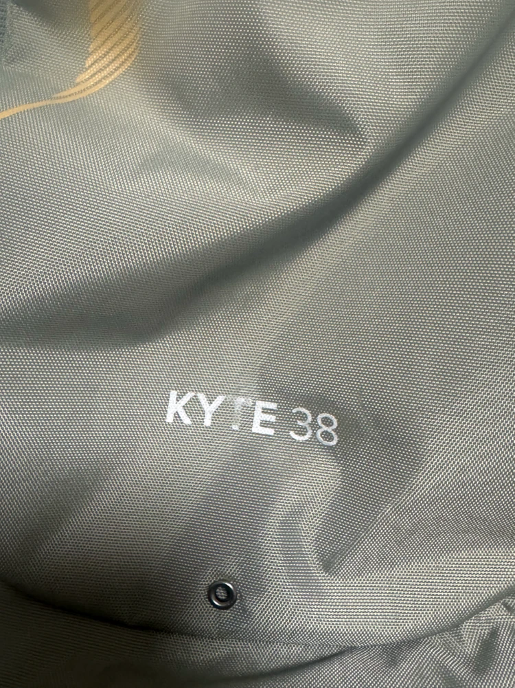 오스프리 카이트 38 M/L 등산 배낭 이미지