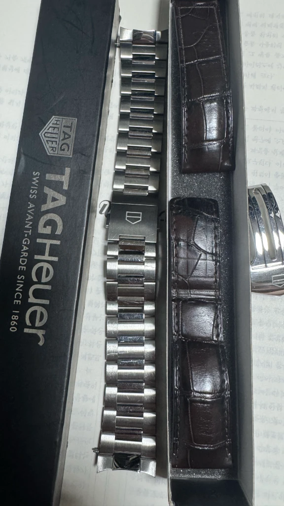 태그호이어 까레라 크로노그래프오토매틱, 42 mm, 스틸CBN2013.FC6483 이미지