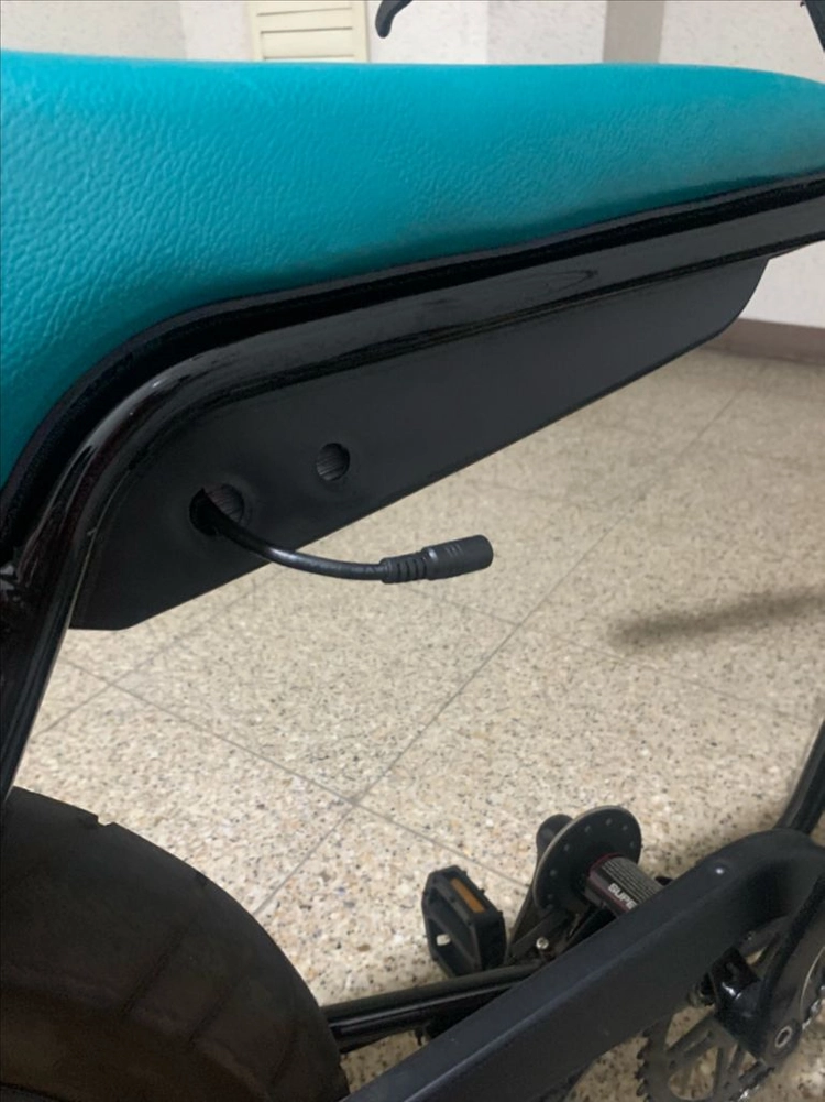 정식수입 정품 슈퍼73 zg 전기자전거 민트색상 판매해요 이미지