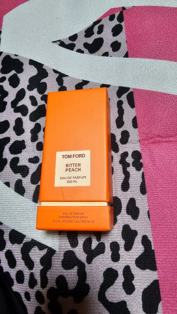 급처 톰포드 비터 피치 오드퍼퓸 100ml 쇼핑백 미개봉 새상품 이미지