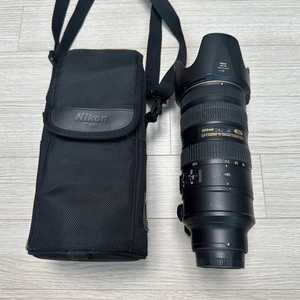 니콘 70-200mm VR2 망원렌즈 판매합니다 이미지