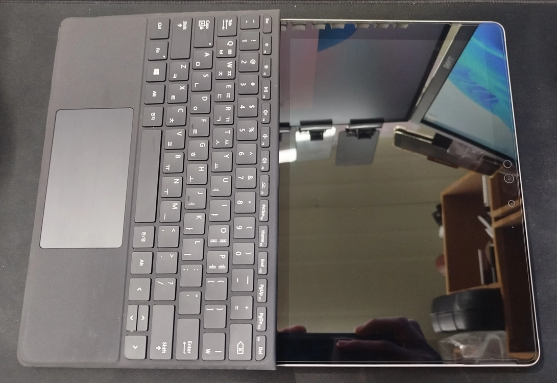 Ms 서피스 go 4415y, 4gb 팝니다 이미지