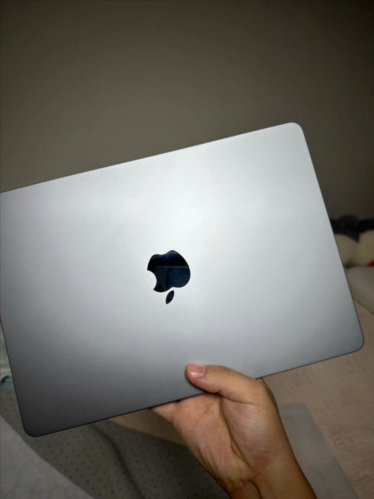 맥북에어 M2 13인치 스페이스그레이 8GB 256GB - 안심되는 중고거래