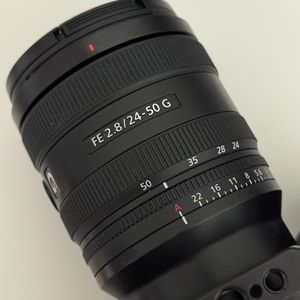 소니 24-50mm 2.8g 렌즈 이미지