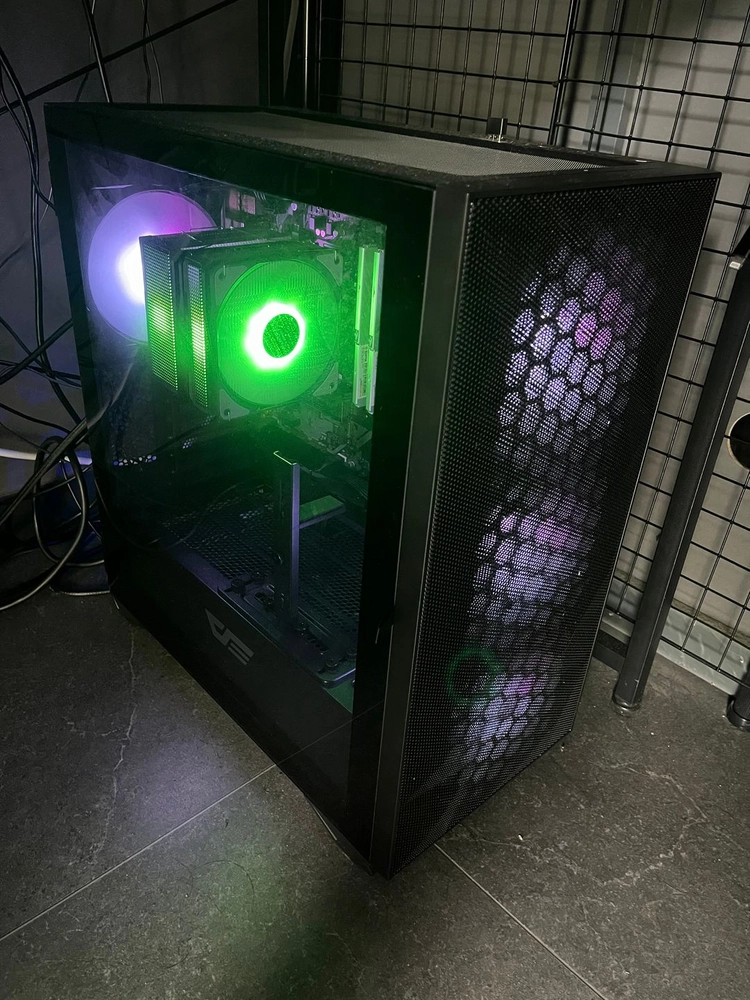 9800x3d 라이젠 고사양 반본체 팝니다 - 안심되는 중고거래