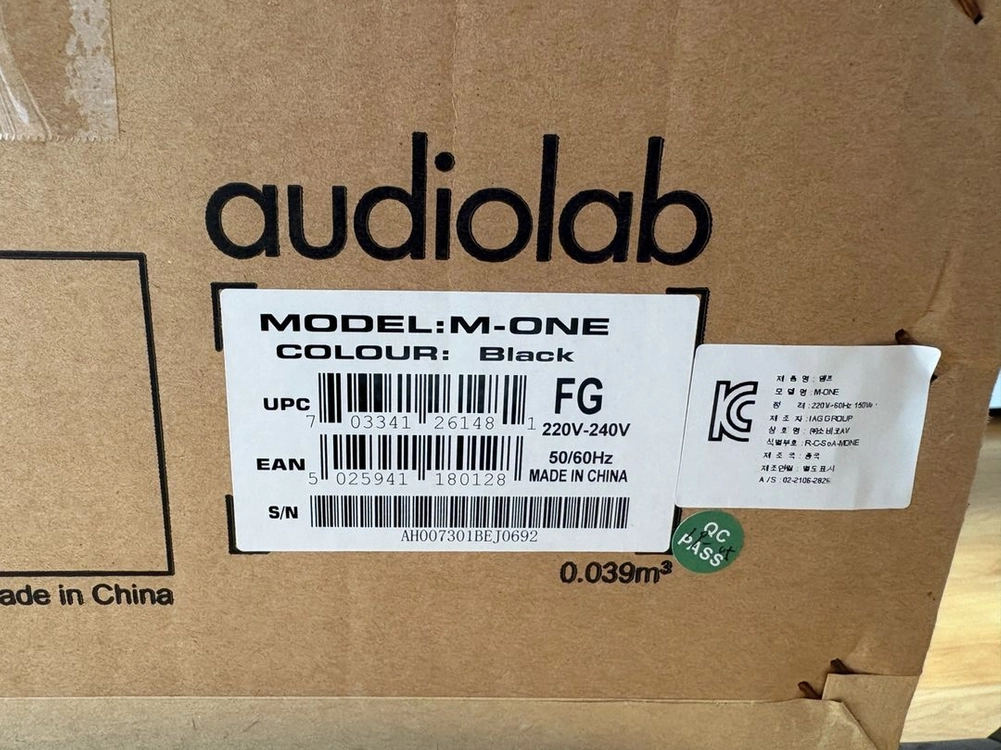 Audiolab M-ONE 블랙 앰프 이미지