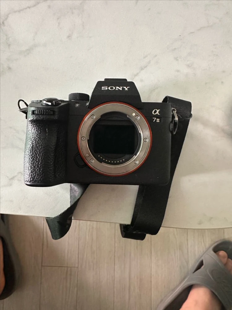 소니 a7m3 ,tt아티산 75mm f2 일괄 판매 이미지