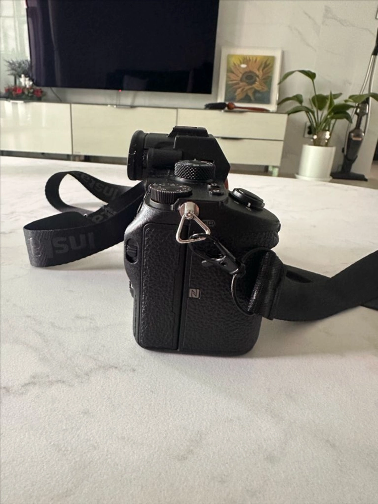 소니 a7m3 ,tt아티산 75mm f2 일괄 판매 이미지
