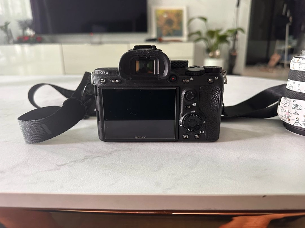 소니 a7m3 ,tt아티산 75mm f2 일괄 판매 이미지