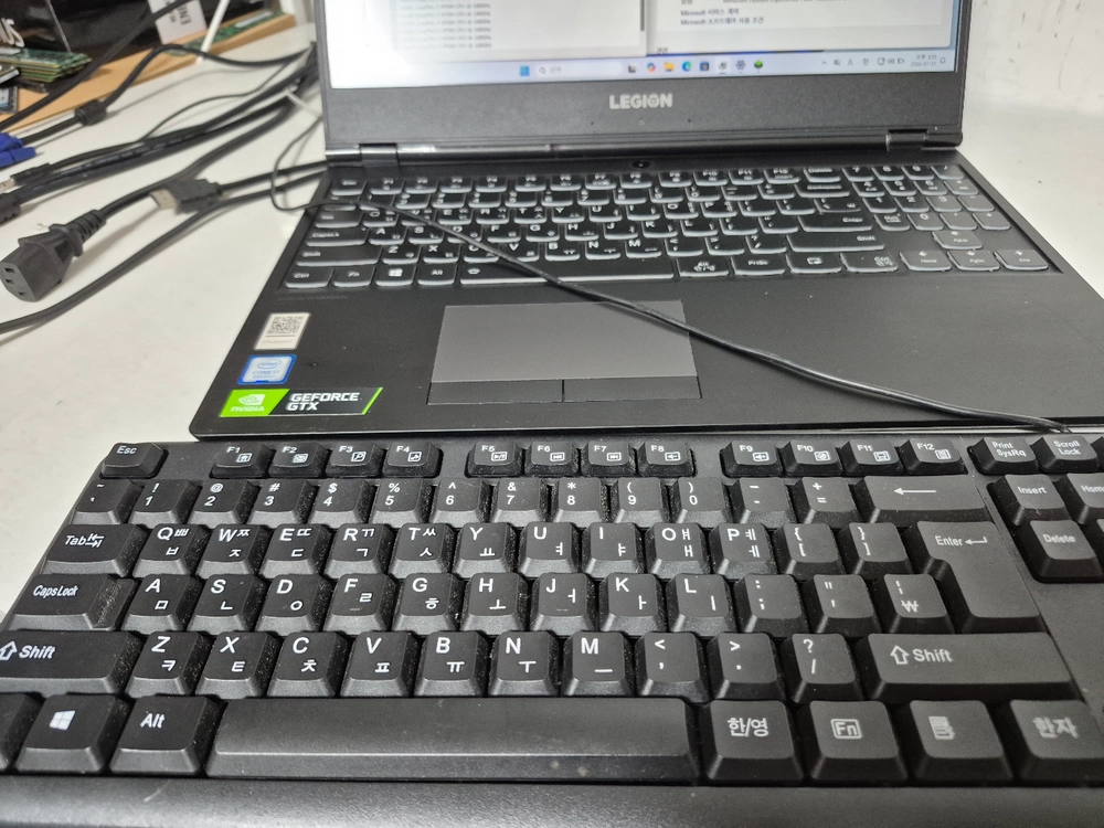 레노버 리전 5 게이밍 노트북 인텔 코어 i7-9750H CPU 탑재 DDR4 8GB RAM 이미지