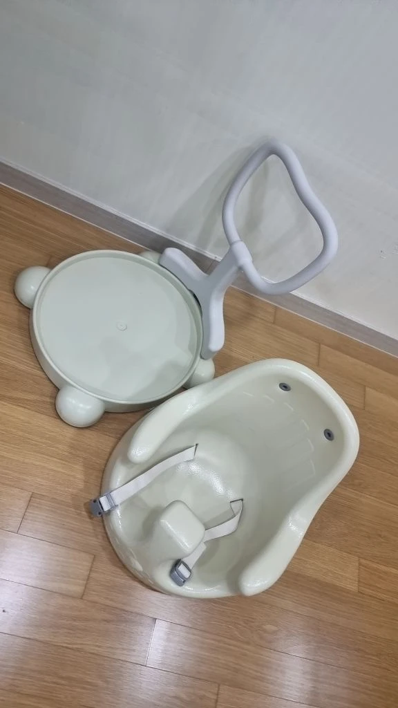 에시앙 아기 범보의자 팝니다. (P아기의자+카트포함) 이미지