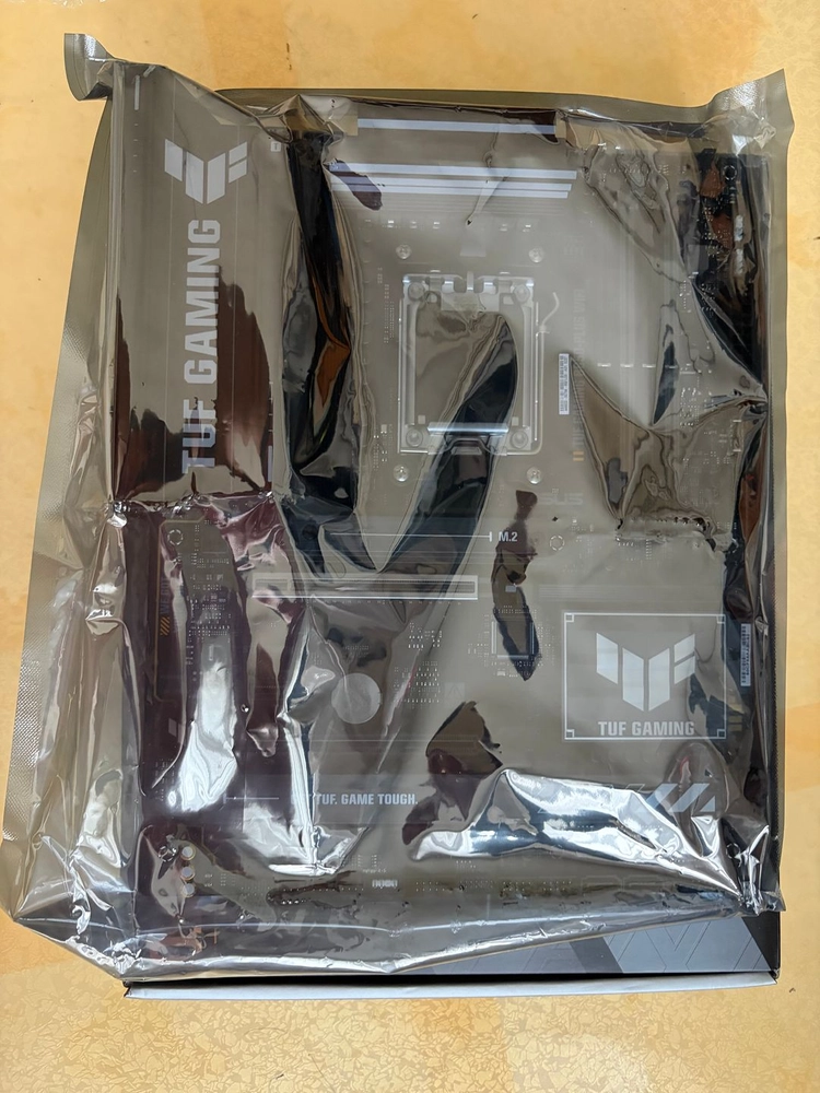 ASUS TUF Gaming B850-PLUS WIFI 메인포드 팔아요 - 안심되는 중고거래
