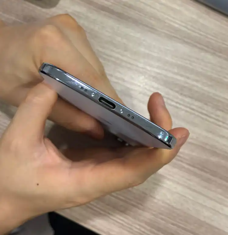 아이폰17air 스카이블루 256GB 이미지