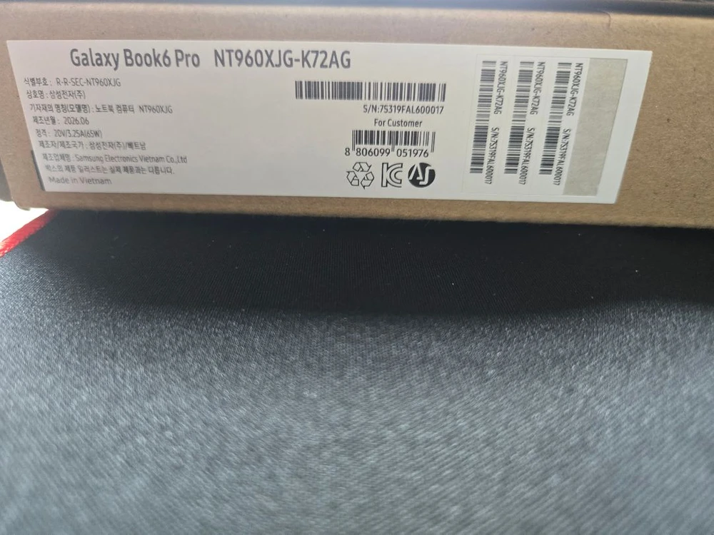 삼성전자 갤럭시북6 프로 NT960XJG-KD72S 실버NT960XJG-KD72S 이미지