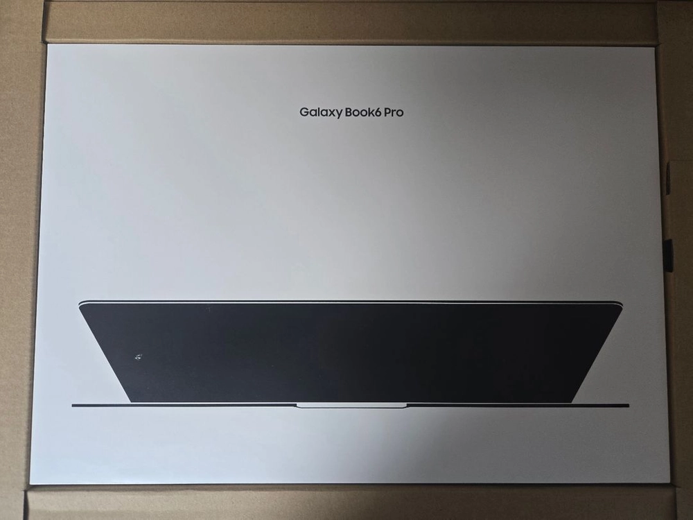 삼성전자 갤럭시북6 프로 NT960XJG-KD72S 실버NT960XJG-KD72S 이미지