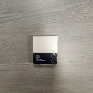 갤럭시 Z플립4 5G 256GB 골드,블랙 2개 팝니다 이미지