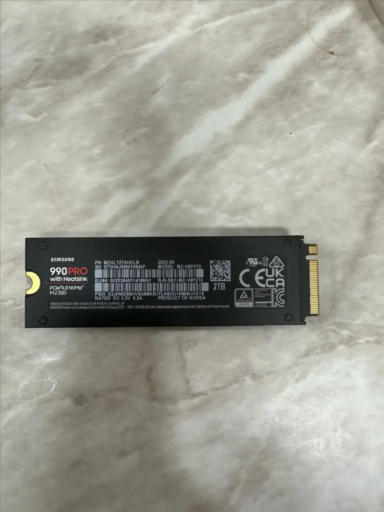 삼성 990 PRO 2TB SSD 이미지