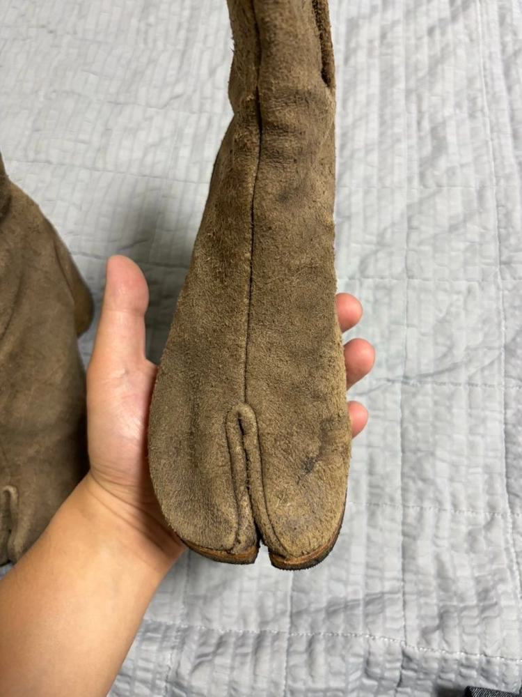 [37] 메종 마르지엘라 스웨이드 타비 부츠 브라운 이미지
