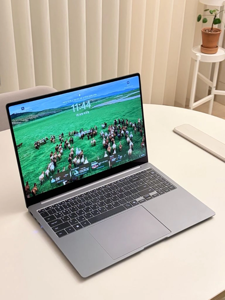 갤럭시북 5 프로 16인치 32GB RAM 모델(26.6.22 구매) - 안심되는 중고거래