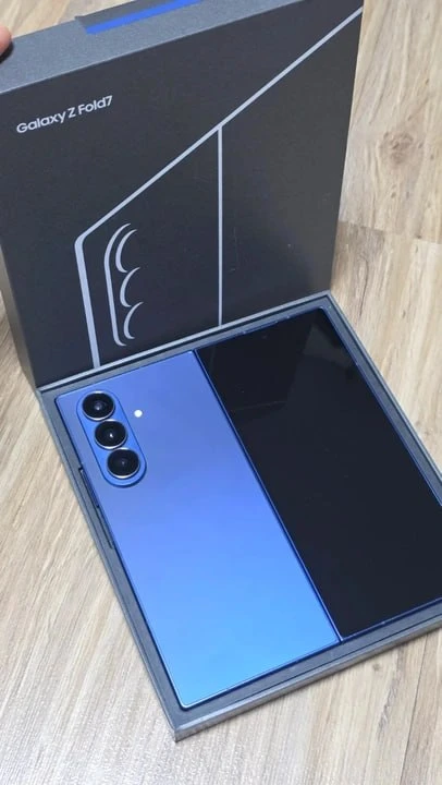 삼성 갤럭시 폴드7 512GB 블루 풀박스 급처!! - 안심되는 중고거래