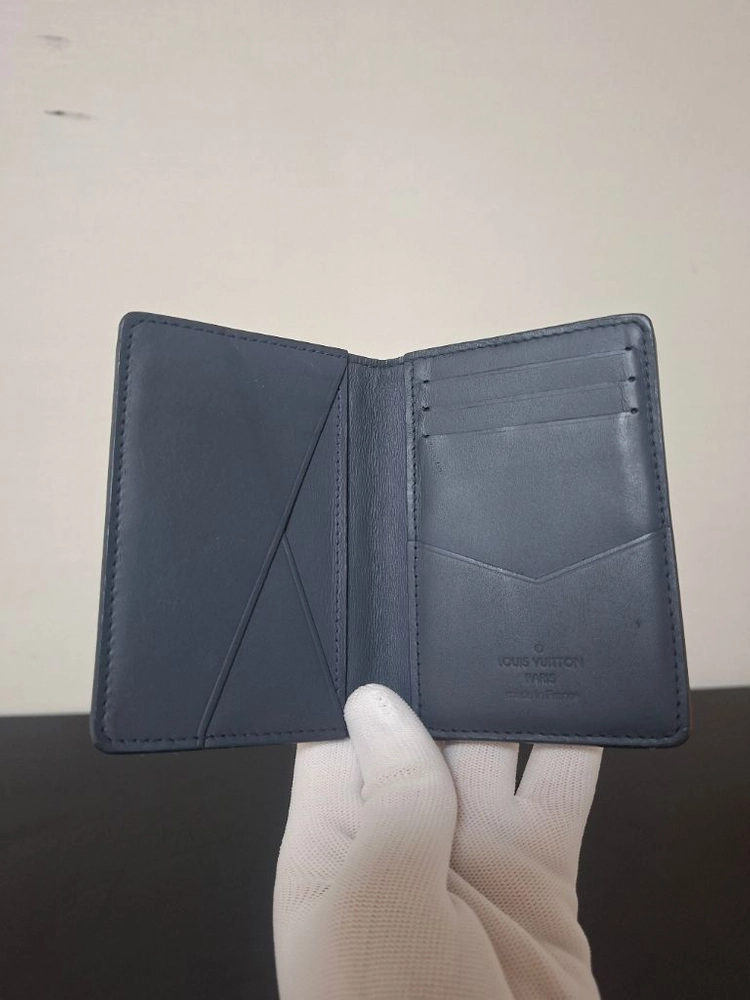 루이비통 포켓 오거나이저 네이비 리버 블루 모노그램 카드지갑 이미지
