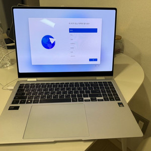 갤럭시북 4 pro 360 16인치 NT960QGK-KD72S 이미지