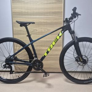 2021년형 트렉 마린 5 (Trek Marlin 5) 다크 아쿠아틱/트렉 블랙 MTB 자전거 이미지