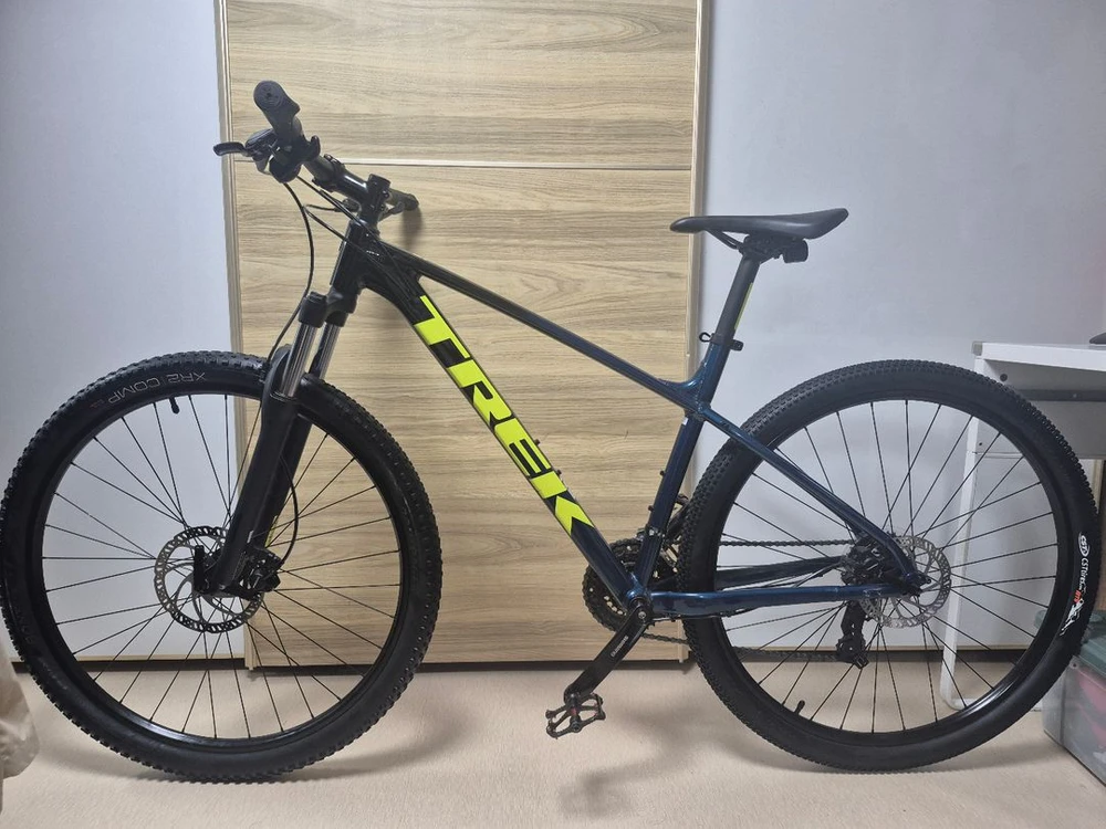2021년형 트렉 마린 5 (Trek Marlin 5) 다크 아쿠아틱/트렉 블랙 MTB 자전거 이미지