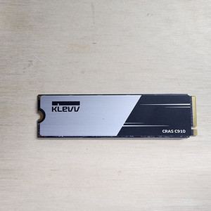 KLEVV NVME M.2 SSD 500GB (2280) 컨디션 매우 좋습니다. 이미지