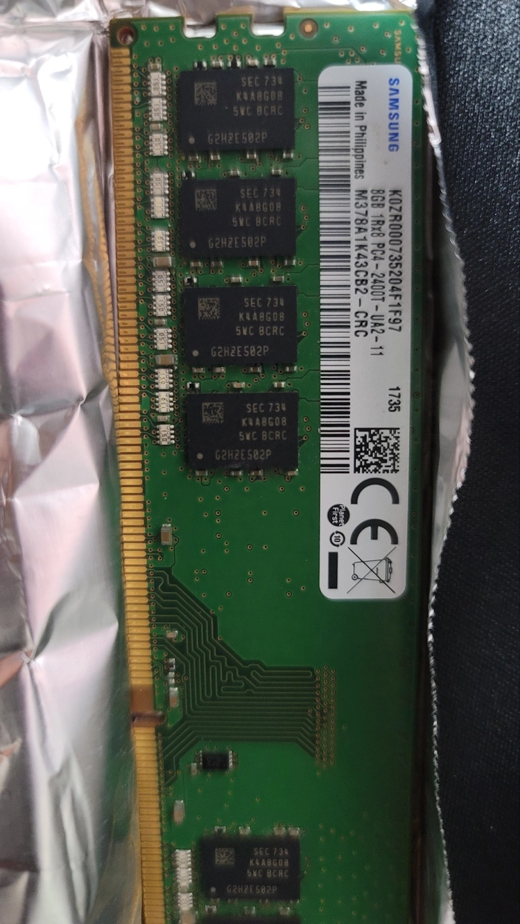 DDR4 16GB PC4-2666V // DDR4 16GB PC4-2400T // DDR4 8GB PC4-2400 이미지
