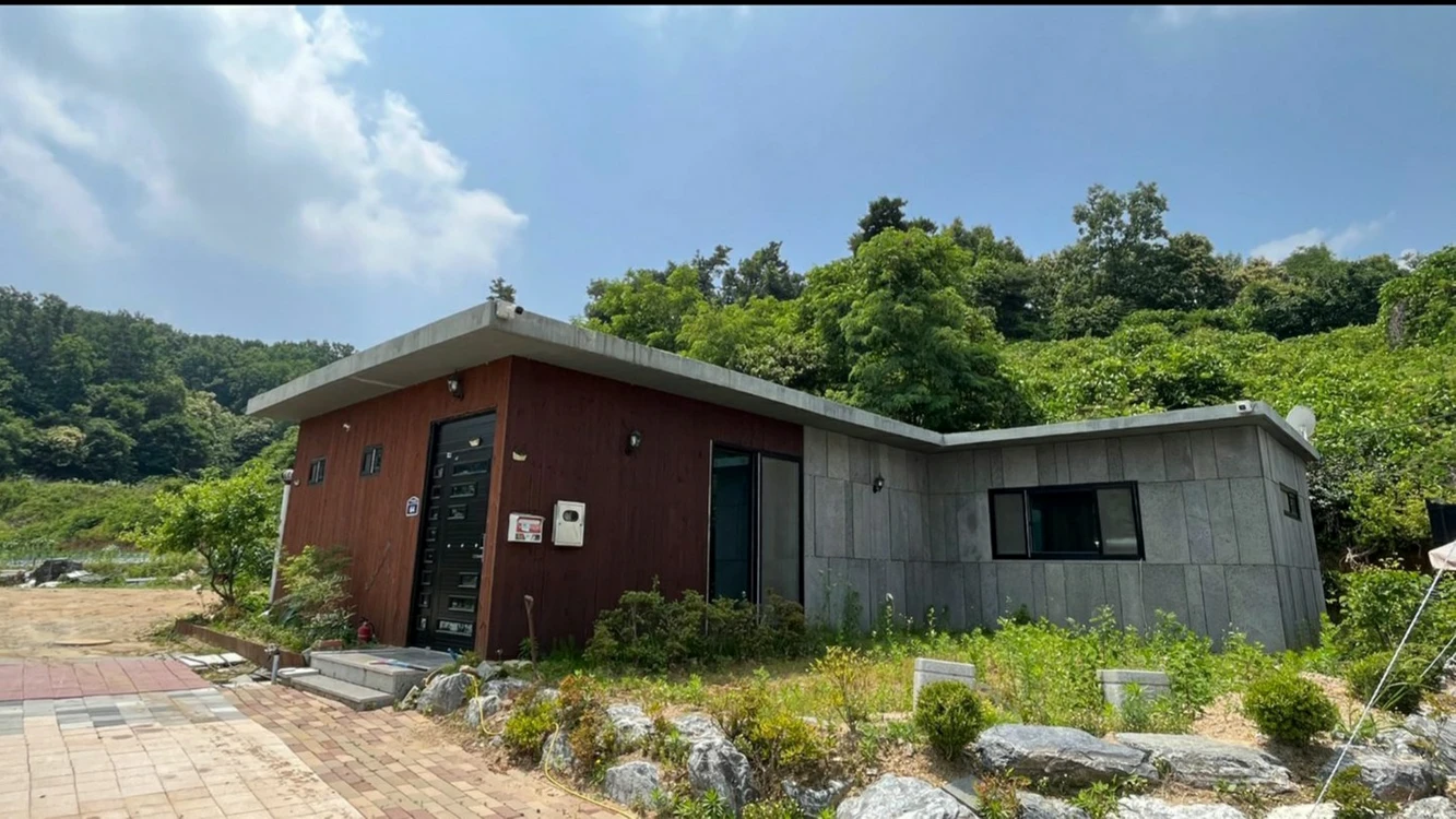 충북괴산 펜션양도 8월5일(수요일)~8월9일(일요일) 독채 최대16인 방2 화장실2 거실1 가격 4박 80만원 - 안심되는 중고거래