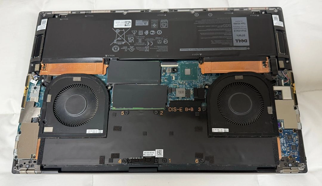 [명품 노트북] Dell XPS 17 9700 (4K+ 터치 / i7 / RAM 64G / 삼성 980Pro 2TB 이미지