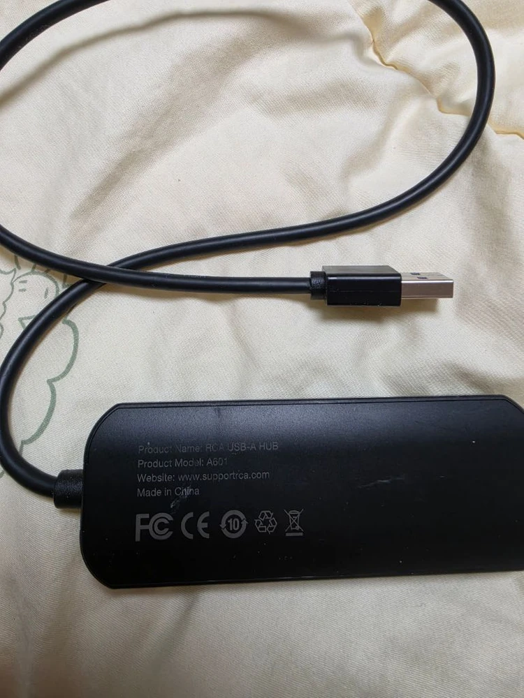 RCA USB-A 허브 블랙 이미지