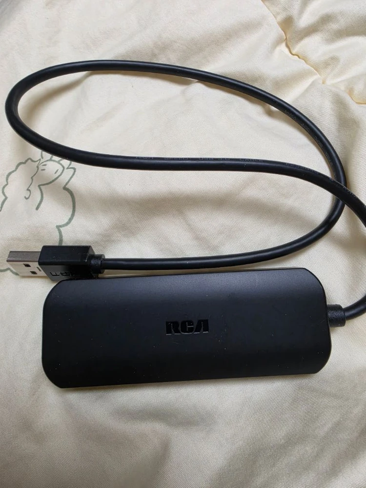 RCA USB-A 허브 블랙 이미지