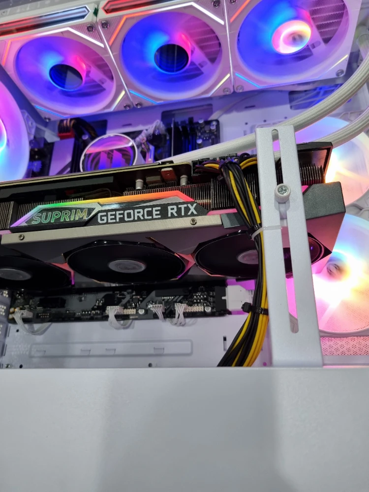 라이젠 9600X D5 16G RTX 3080 10G 그래픽 카드 이미지