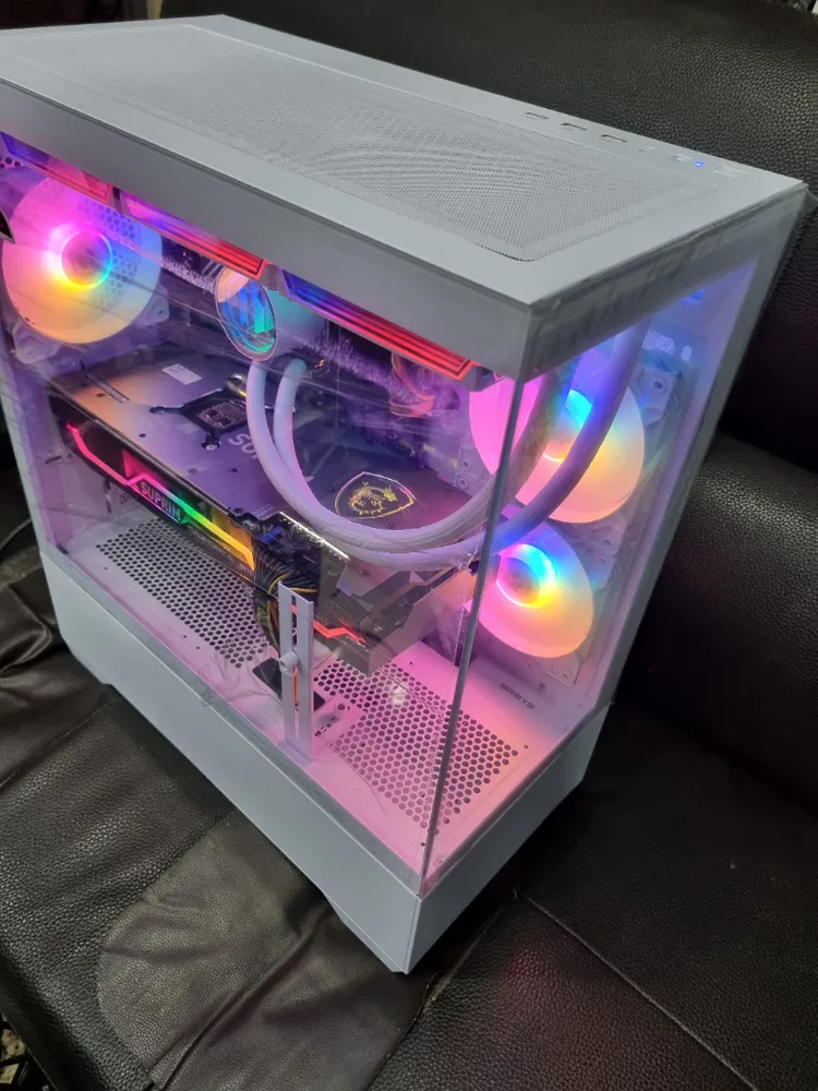 라이젠 9600X D5 16G RTX 3080 10G 그래픽 카드 이미지