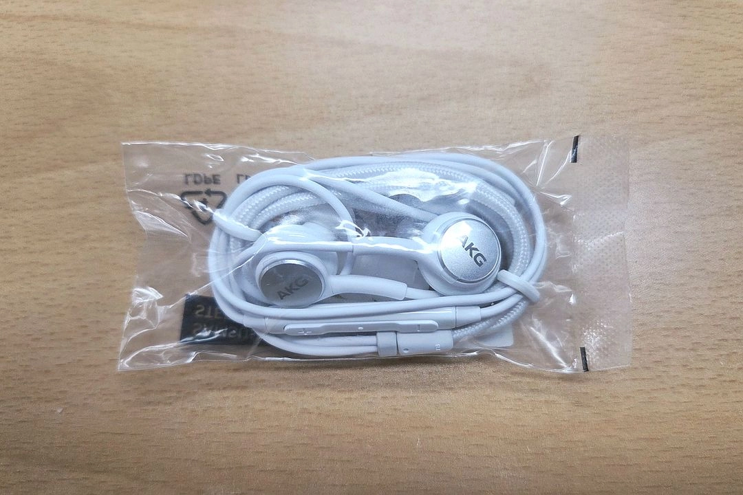 [신품] 삼성 C타입 유선이어폰 AKG USB 팝니다. 이미지