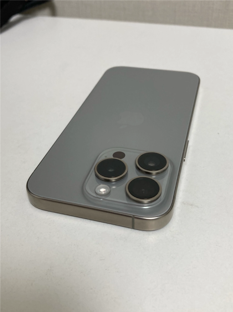 아이폰 15 프로 256GB 자급제 판매합니다. 이미지