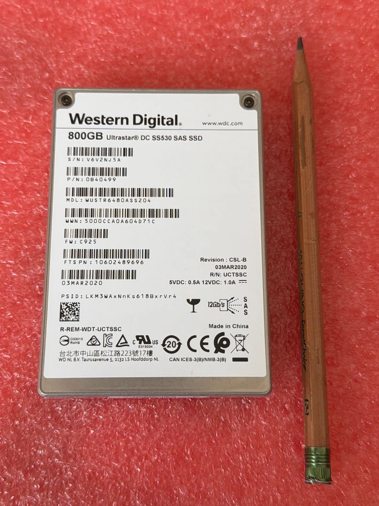HPE/DELL 서버용 SAS SSD 800GB WD ULTRASTAR DC SS540 WUSTR6480BSS204 이미지