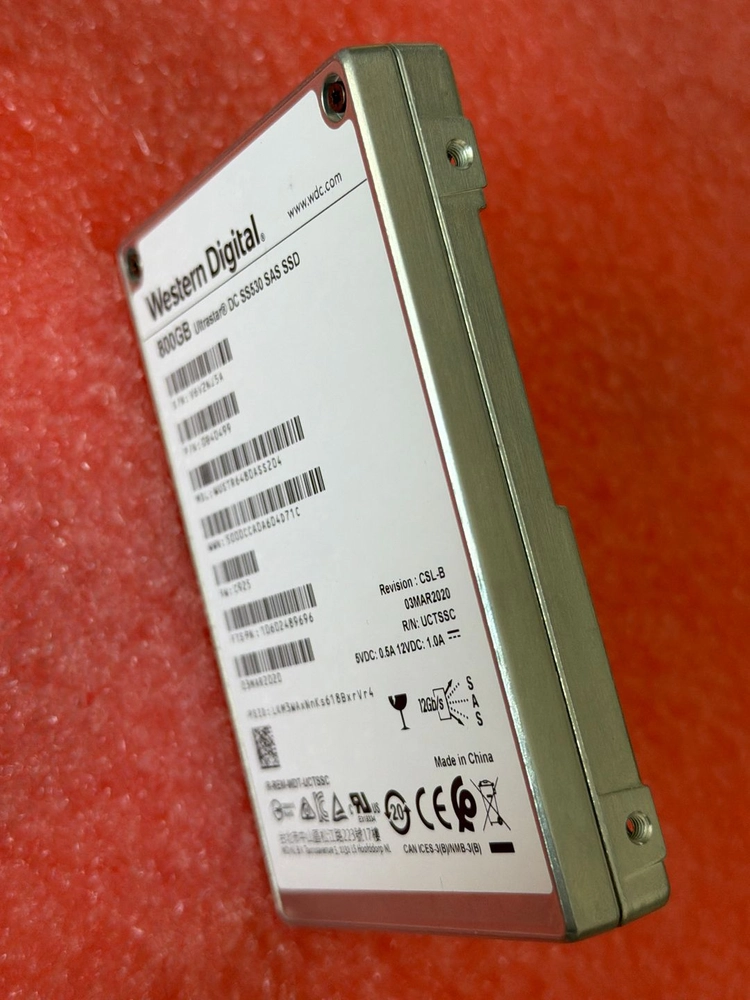 HPE/DELL 서버용 SAS SSD 800GB WD ULTRASTAR DC SS540 WUSTR6480BSS204 이미지
