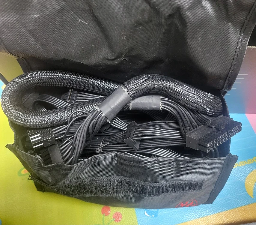 ADATA XPG CORE REACTOR 850W GOLD 컴퓨터 파워 팝니다 이미지
