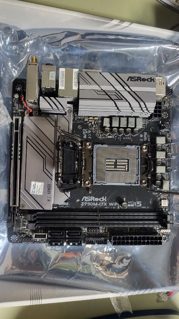 Asrock Z790M itx 메인보드 이미지