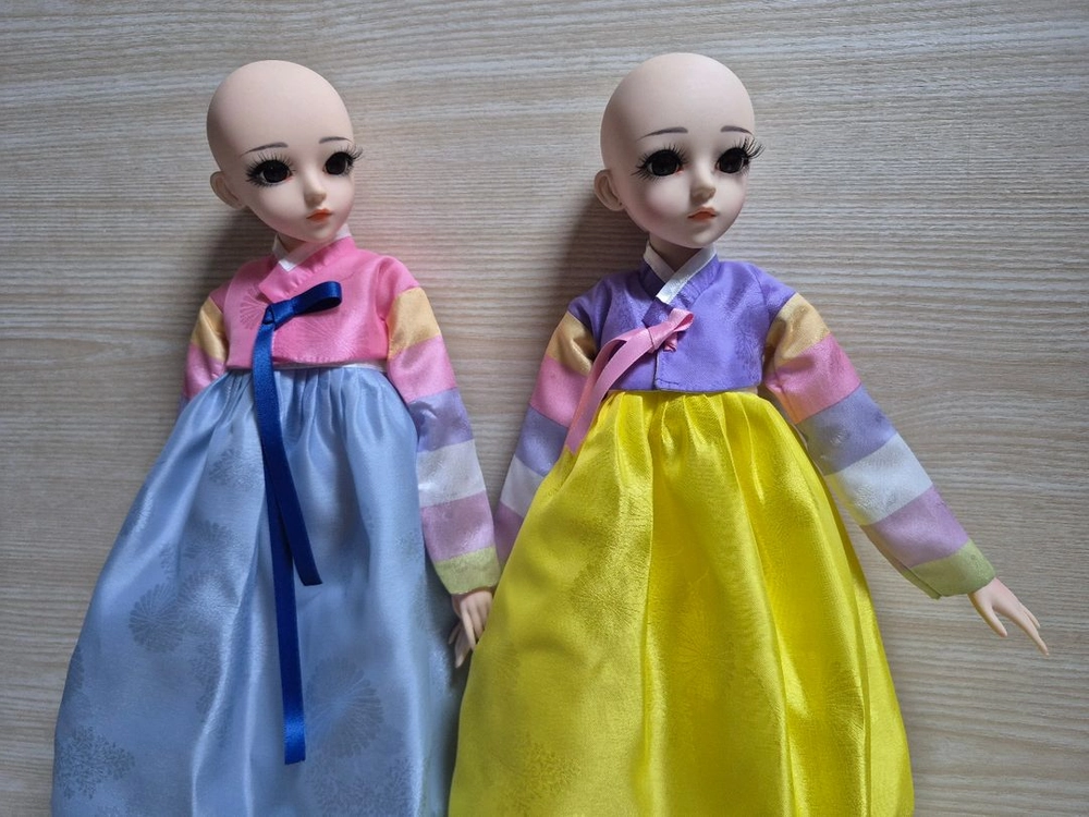 도리스돌60cm 인형2체+한복2벌+새가발2개+사용가발2개+접착찍찍이/일괄판매 이미지