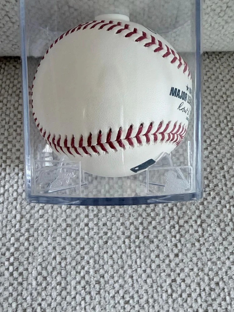 롤링스 메이저리그 MLB 공인구 야구공 이미지