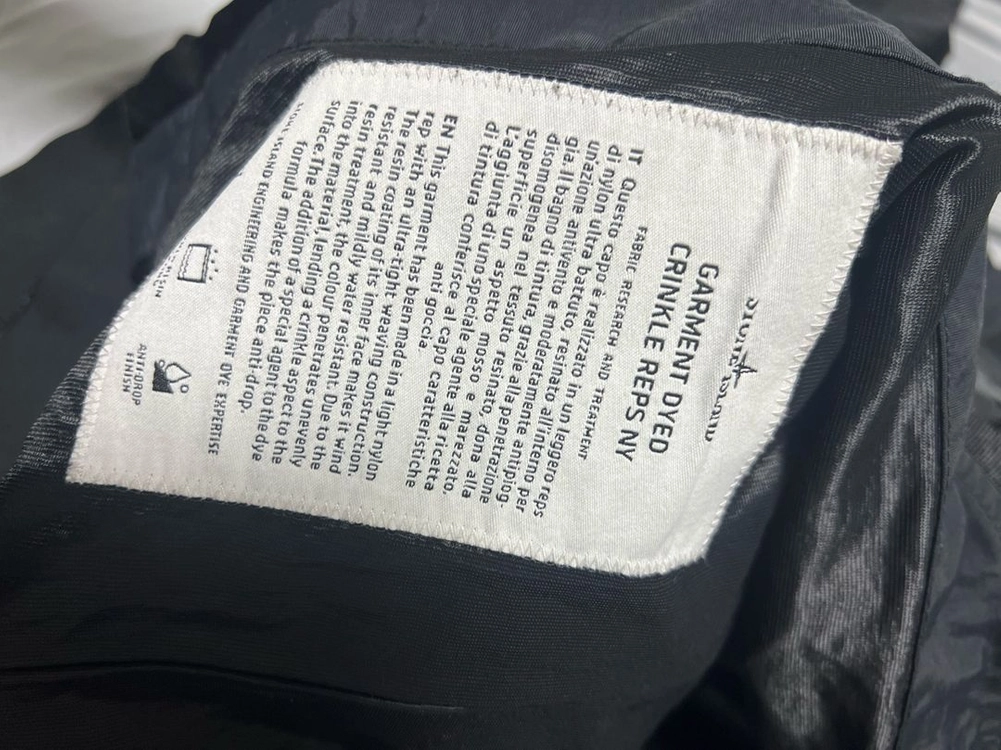 [xl] 25ss 스톤아일랜드 크링클랩스 바람막이 블랙 이미지