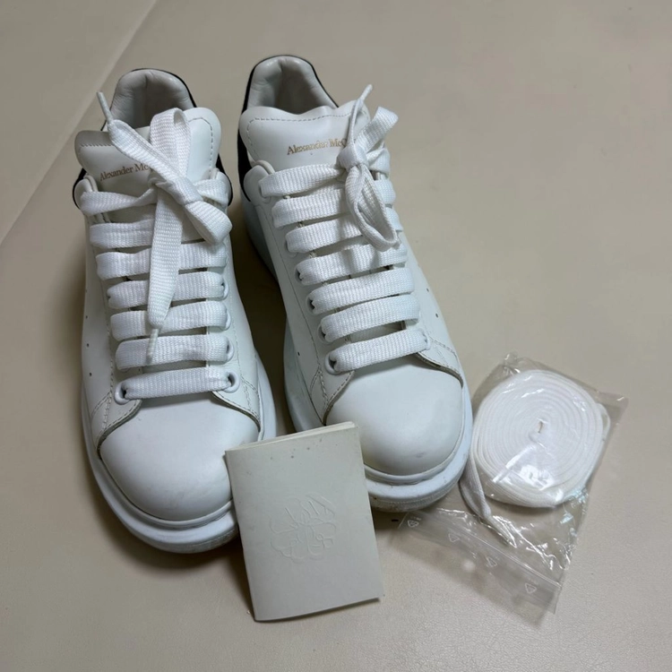 알렉산더 맥퀸 오버솔 화이트 37.5 / 245사이즈 이미지