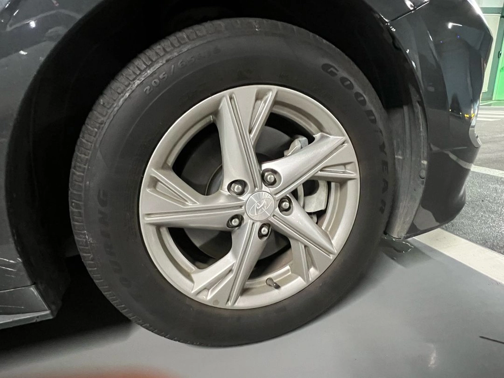 쏘나타 16인치 휠 타이어 한대분 205/65/16 이미지
