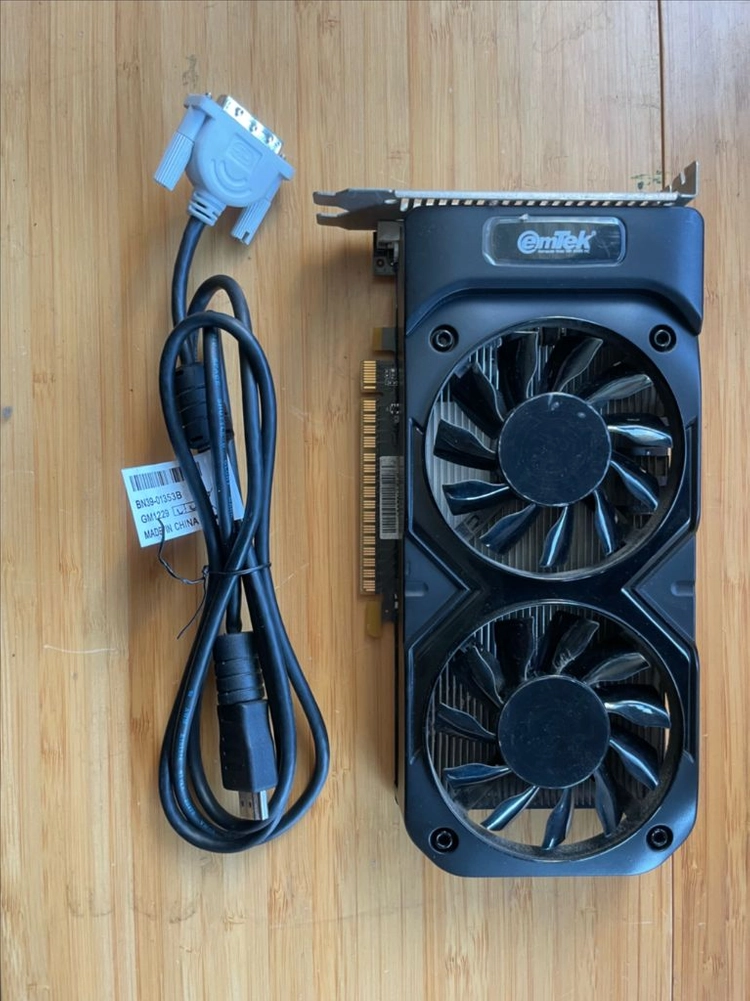 GTX 750 Ti그래픽카드 이미지